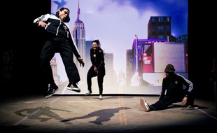Lors du festival Juste Debout, les hip-hoppers sont comme des poissons dans l'eau.